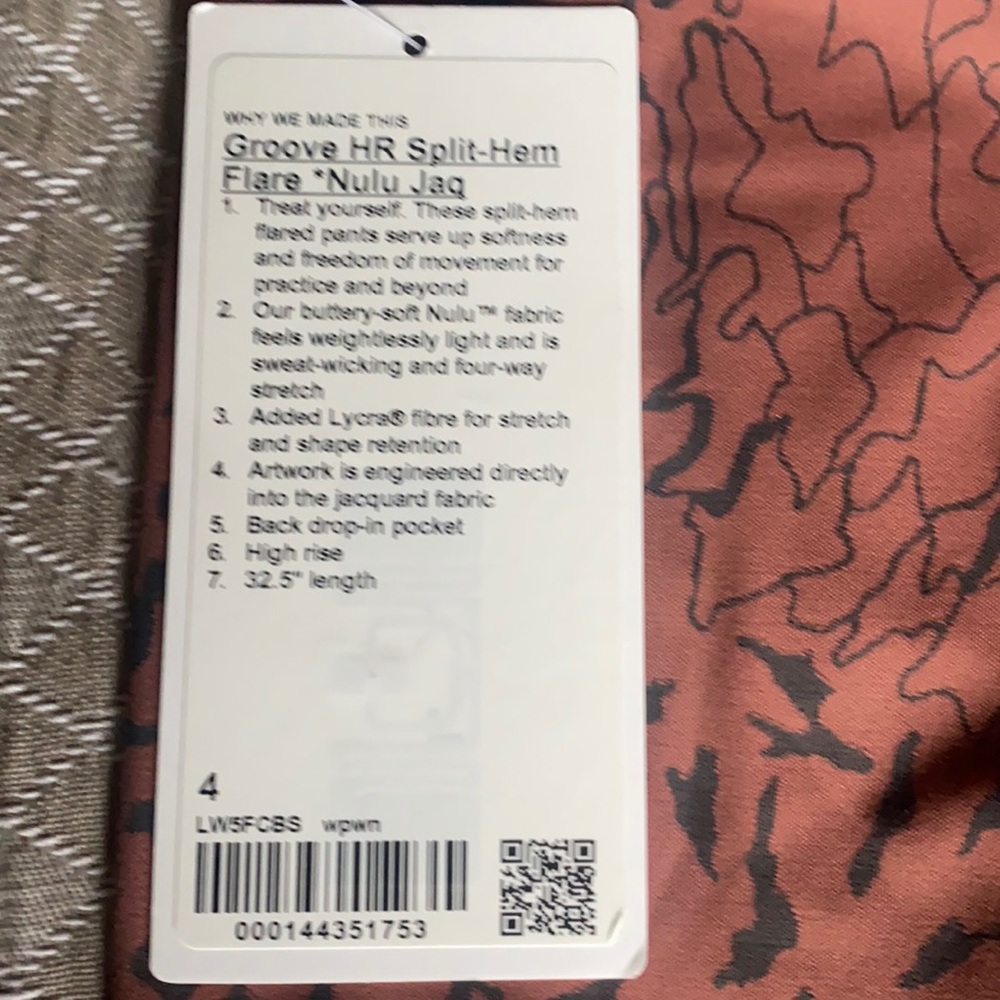 Lululemon flare leg tights